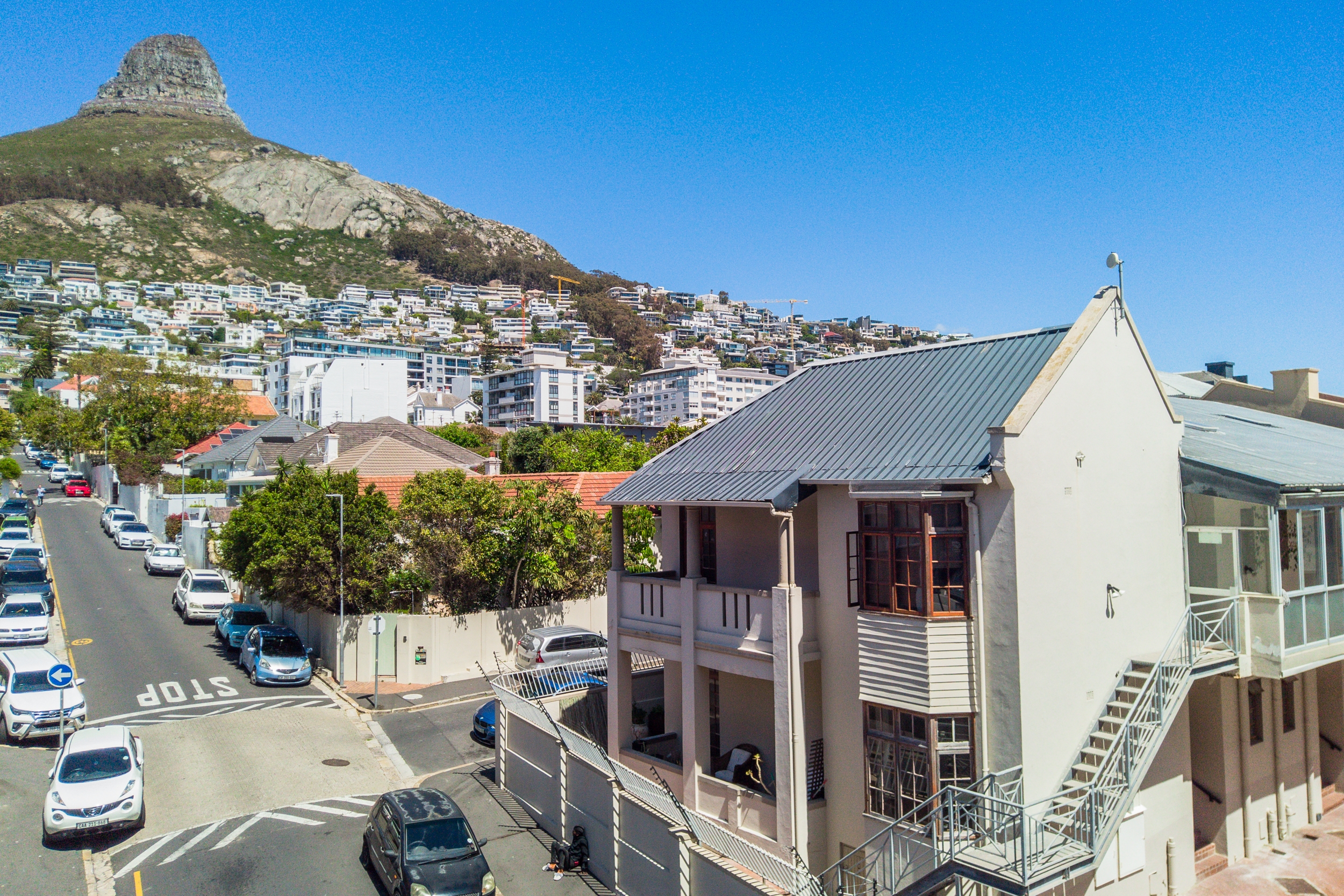 1 Bedroom Property for Sale in Sea Point Western Cape